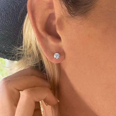 1 Ctw Round Moissanite Martini Stud Earrings
