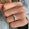 Luxe Prong Set Curved Band